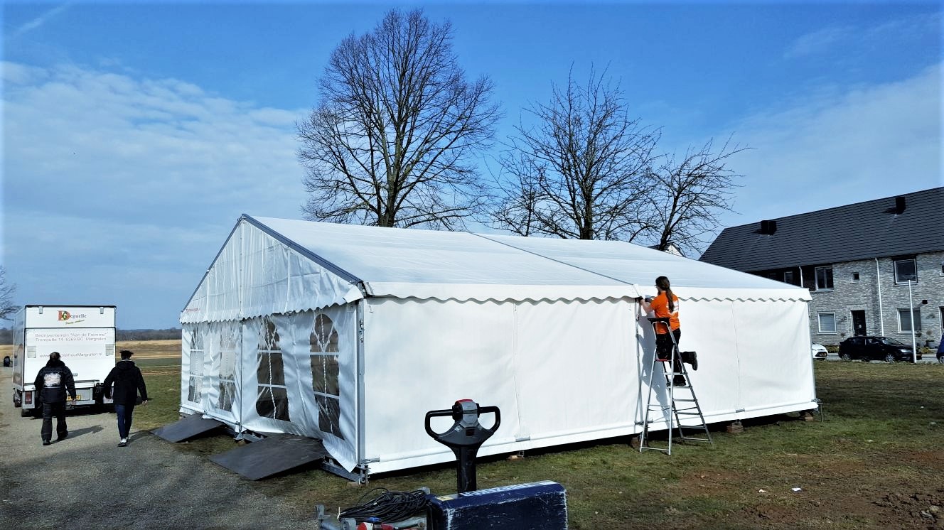 Aluhal Kadertent 10m breed